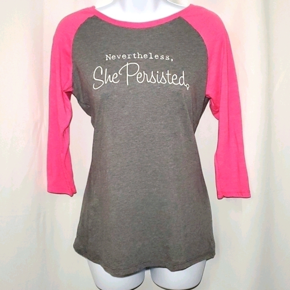District Made NWOT Women's Shirt Size XS